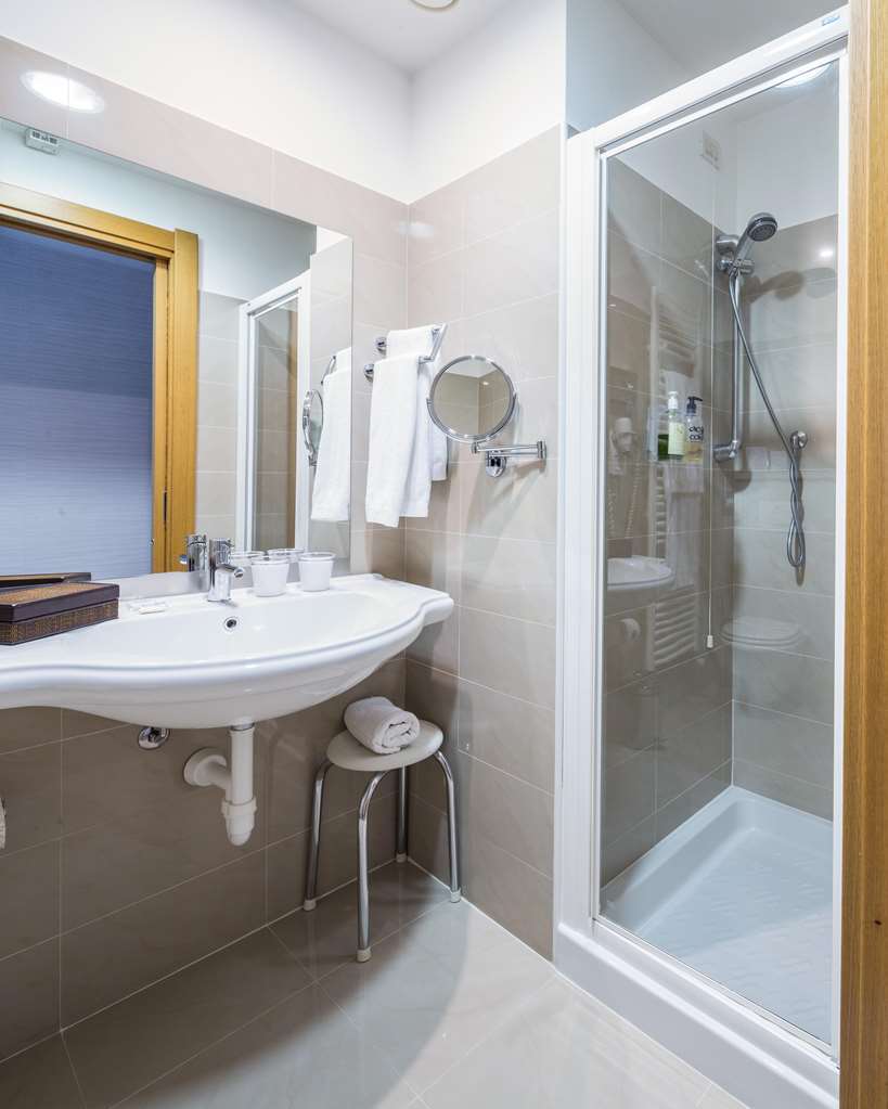 Best Western Ivrea Crystal Palace Banchette D'Ivrea Værelse billede