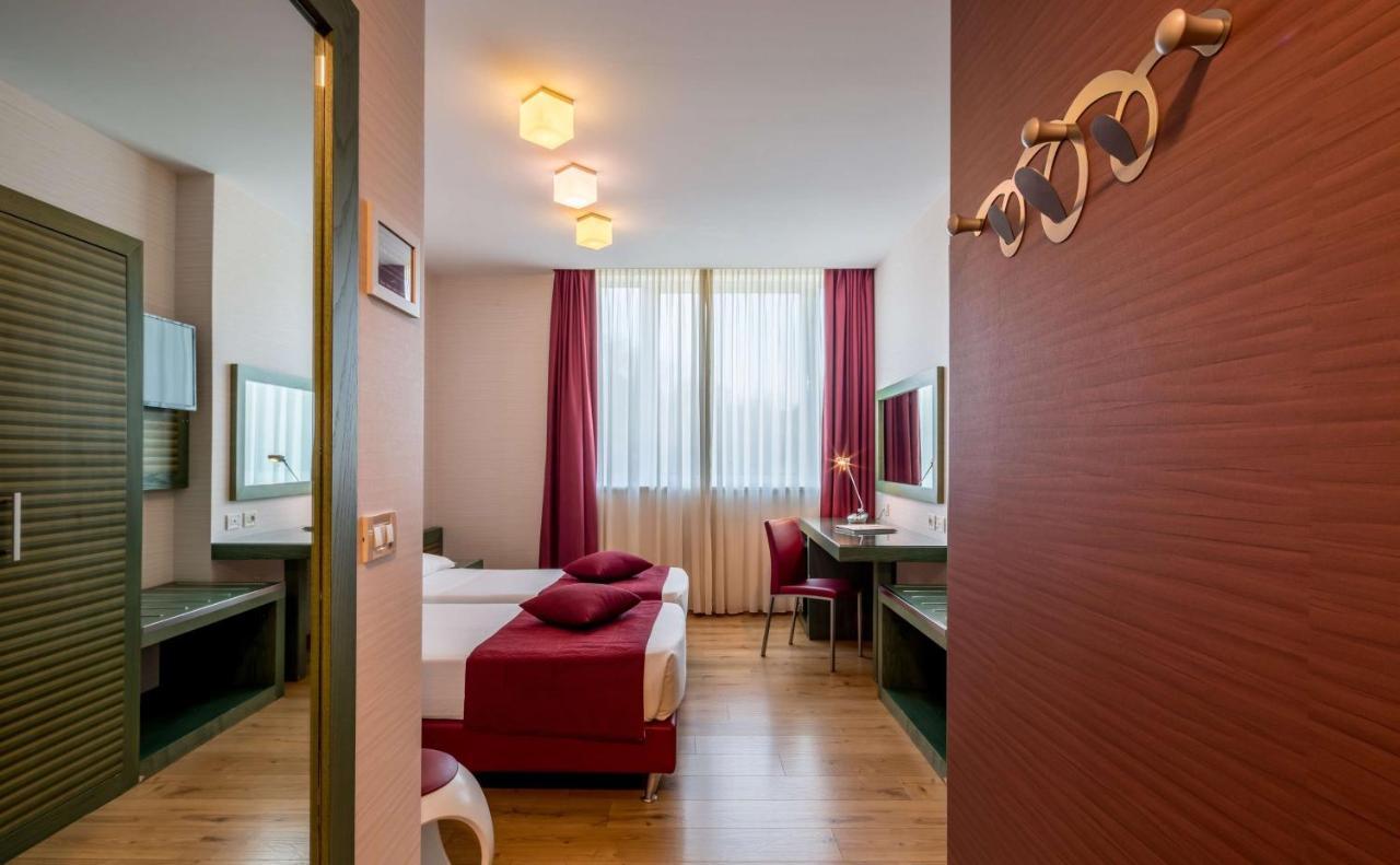Best Western Ivrea Crystal Palace Banchette D'Ivrea Eksteriør billede