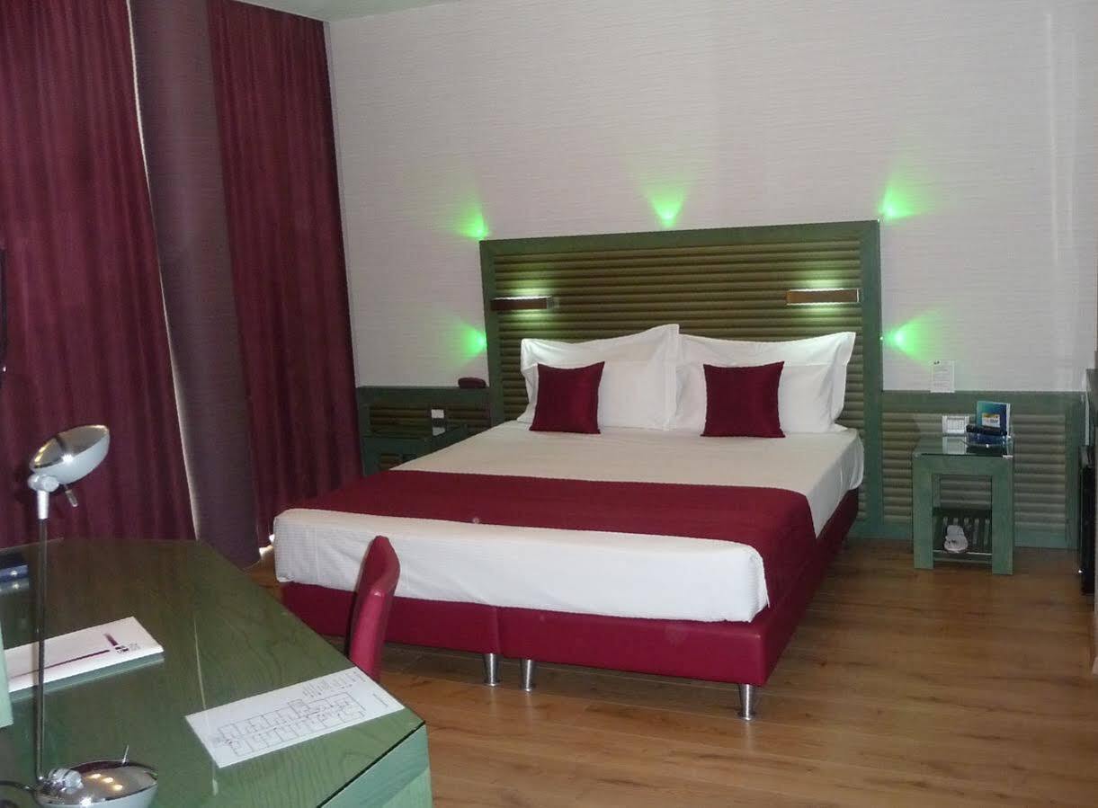 Best Western Ivrea Crystal Palace Banchette D'Ivrea Eksteriør billede